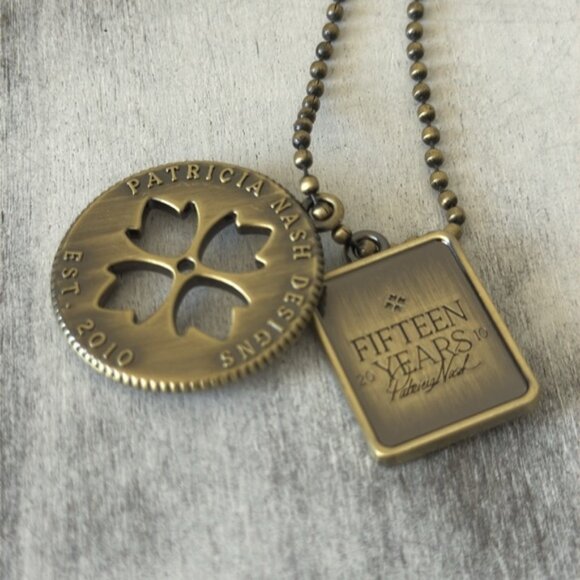 Patricia Nash Fifteen Years Brass Handbag Tag Charm Accent - Picture 3 of 12